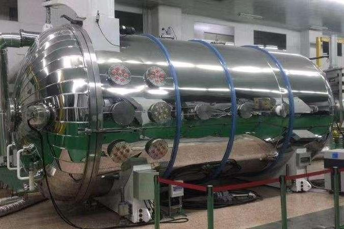 多窗口空間環(huán)境模擬設備